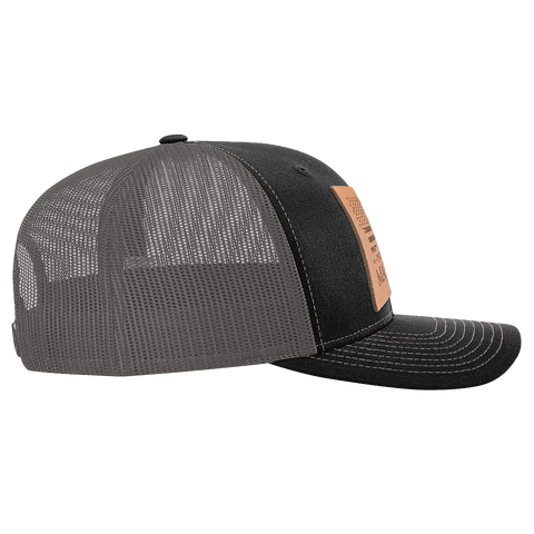 Square Leather Patch Hat | R112 - Flexfit - Black/Charcoal